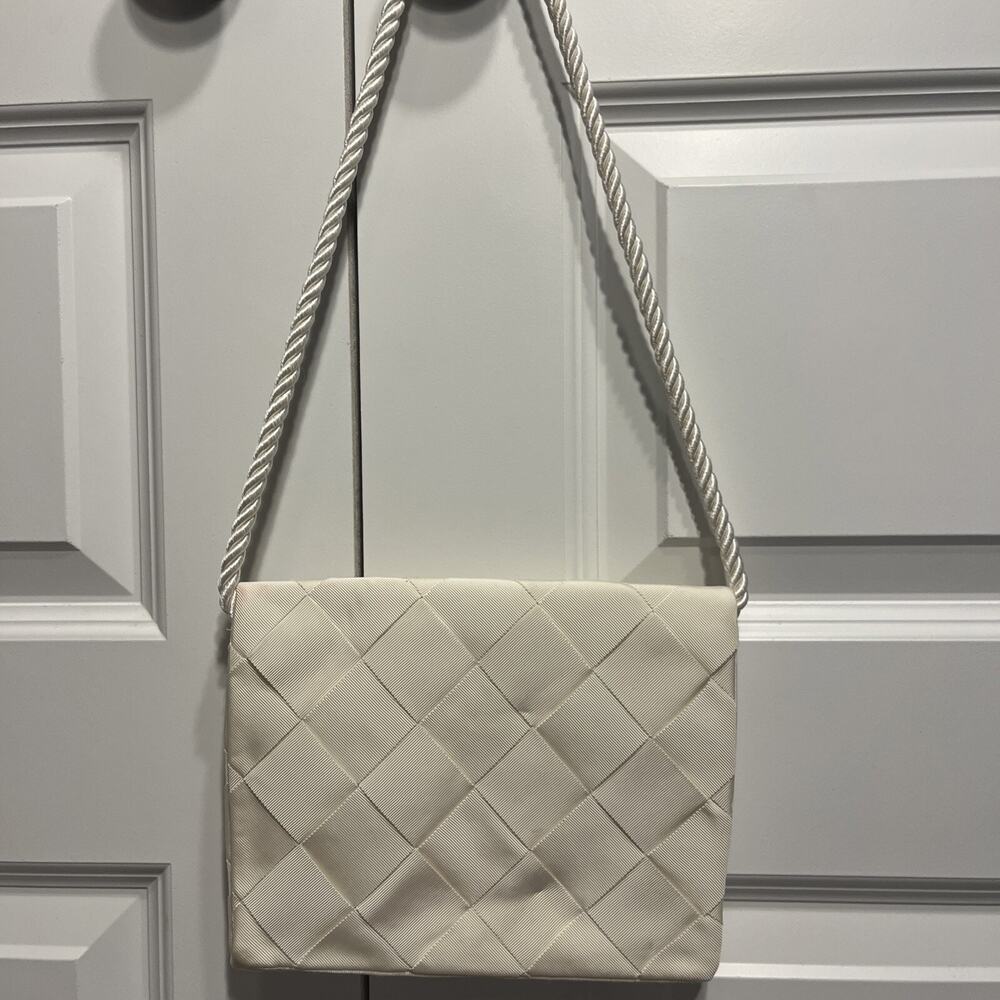 Vintage Mali Rome/Lake Forest Evening Bag Shoulder Purse Off White Ribbon